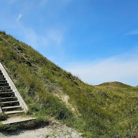 בית נופש Secluded 60's - By Traum