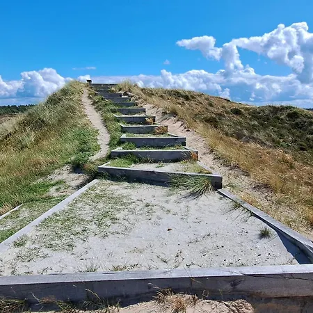 בית נופש Secluded 60's - By Traum